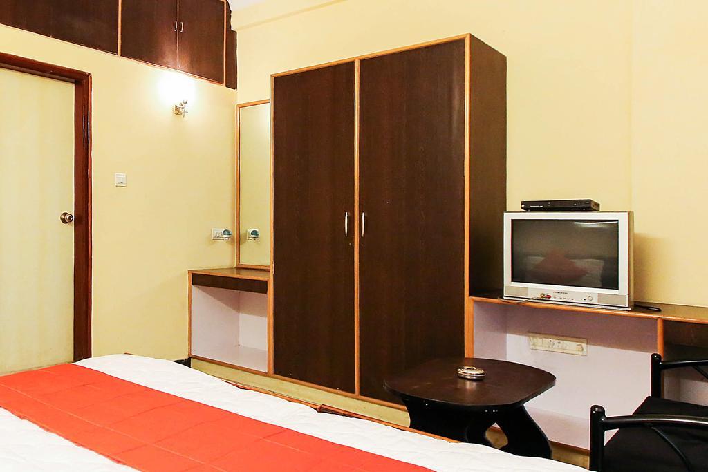 Oyo 4606 Hotel Maple Green Suites バンガロール エクステリア 写真