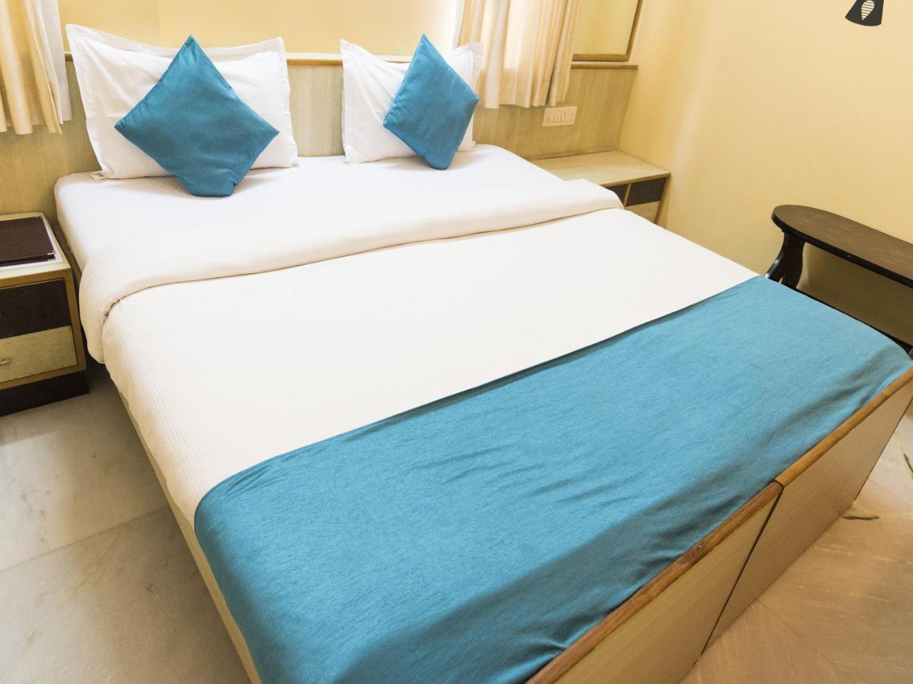 Oyo 4606 Hotel Maple Green Suites バンガロール エクステリア 写真