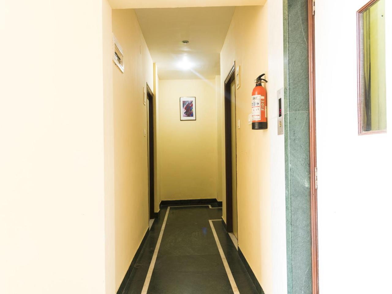 Oyo 4606 Hotel Maple Green Suites バンガロール エクステリア 写真